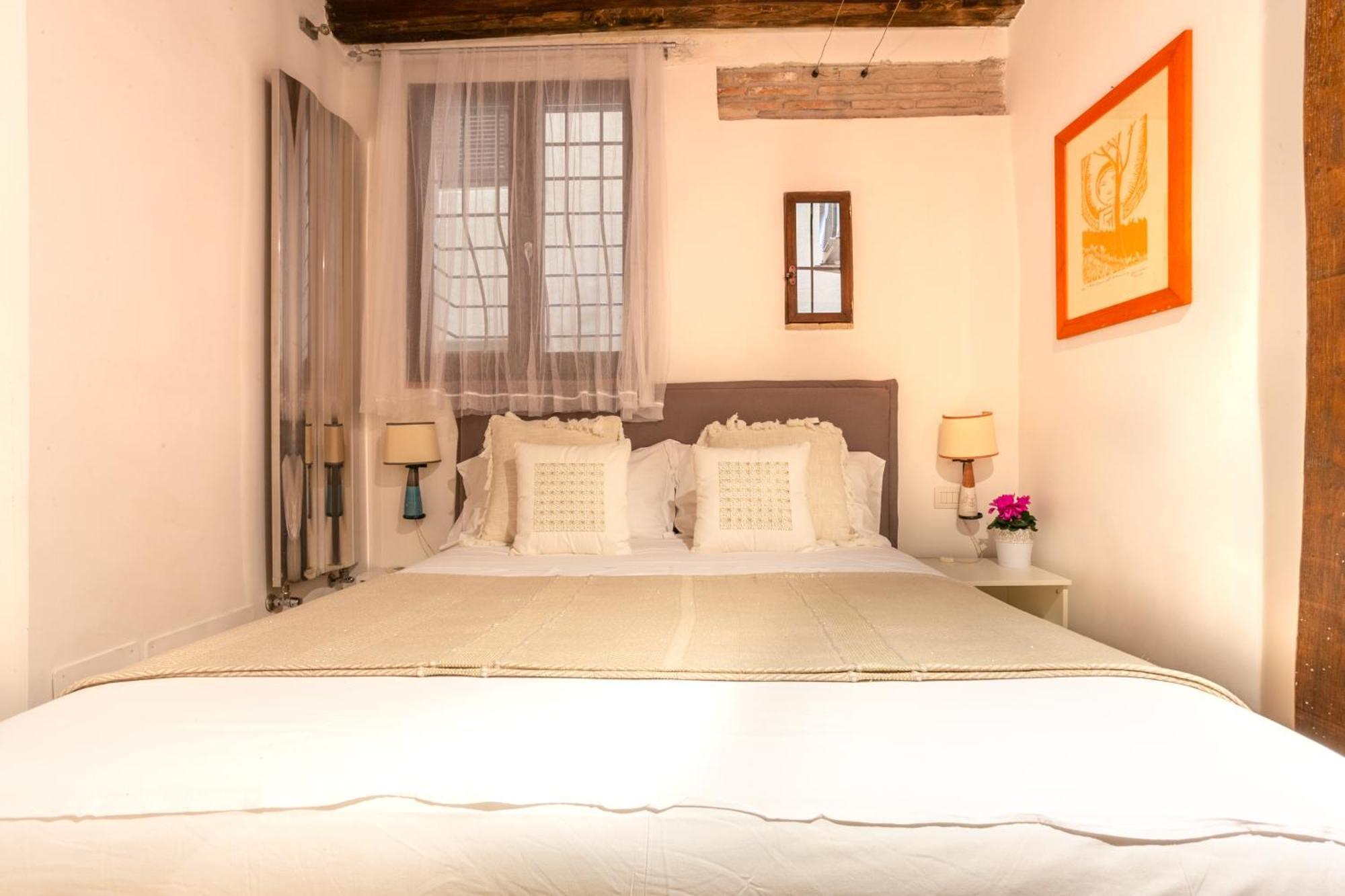 Fiore Home Rome Center Campo De Fiori Exterior photo